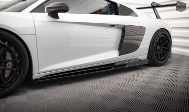 Боковые диффузоры + накладки на пороги Audi R8 Mk2 послерестайл фото