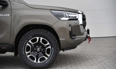 Силовой передний бампер Toyota Hilux (2020-...) версия slim фото
