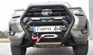 Дуга для силового бампера Toyota Hilux (2020-...) slim фото