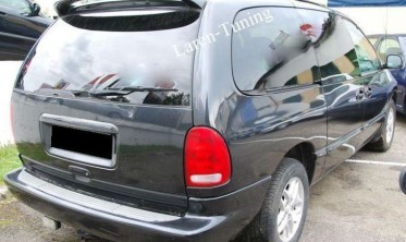 Спойлер багажника Chrysler Voyager / Dodge Caravan фото