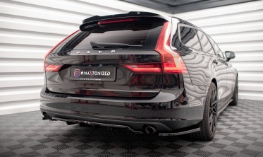Центральна накладка на задній бампер Volvo V90 Mk2 вер. 2 фото