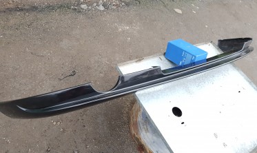 Тюнінгова накладка переднього бампера Volvo S60 рестайлінг фото