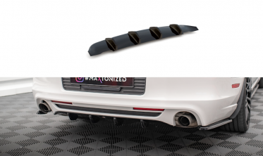 Центральна накладка на задній бампер Ford Mustang Mk5 післярестайл фото