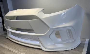 Тюнинговый бампер передний Ford Focus MK3 в стиле RS фото
