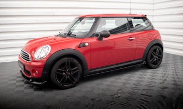 Боковые листвы (накладки) на пороги Mini One R56 фото