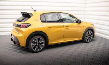 Боковые листвы под пороги Street Pro Peugeot 208 GT Mk2 фото