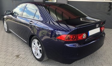 Спойлер багажника тонкий Honda Accord VII фото