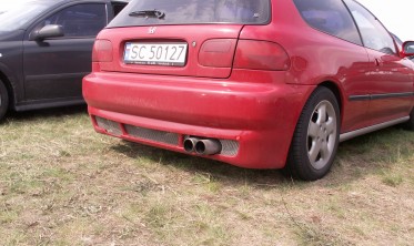 Тюнінгова накладка заднього бампера Honda Civic V хетчбек 3-двері фото