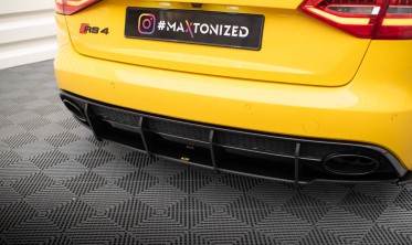 Центральный диффузор на задний бампер Street Pro Audi RS4 B8 послерестайл фото