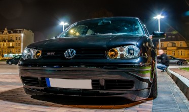 Накладка переднього бампера VW Golf 4 у стилі Jubi фото