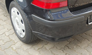 Накладки на задний бампер VW Golf 4 (уголки, 2 шт) фото
