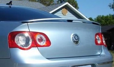 Спойлер багажника VW Passat B6 3C на ножках фото