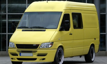 Тюнінговий передній бампер Mercedes Sprinter I рестайл фото