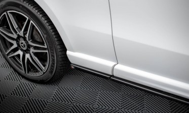 Боковые тюнинг накладки на пороги Mercedes-Benz V-Class Extra Long AMG-Line W447 рестайл фото
