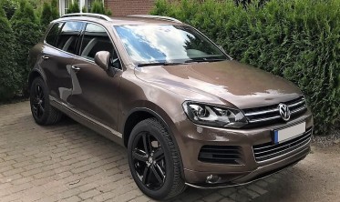Накладка під передній бампер VW Touareg 7P фото