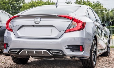 Тюнінг накладка заднього бампера Honda Civic X sedan фото