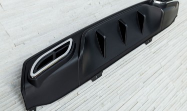 Черный диффузор заднего бампера Honda Civic X 2016-2021 фото