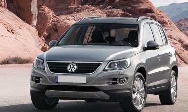 Накладка переднего бампера VW Tiguan Track&Field фото