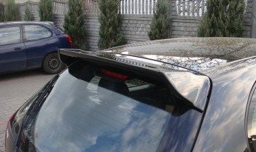 Спойлер багажника Toyota Corolla E11 хетчбек 3 двери фото