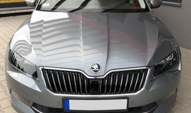 Накладка переднього бампера Skoda Superb III дорестайл фото