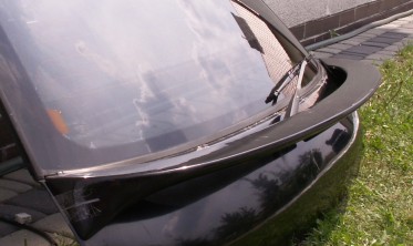 Спойлер крышки багажника Mitsubishi Colt CA0 нижний фото