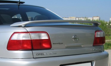 Спойлер багажника на ніжках Opel Omega B/C седан фото