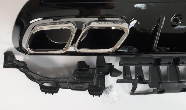 Задній дифузор у стилі C63 AMG для Mercedes C-Class W205 фото