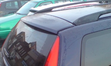 Спойлер кришки багажника Ford Mondeo III фото