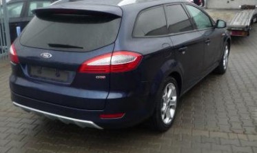 Накладка диффузор заднего бампера Ford Mondeo 4 Kombi фото