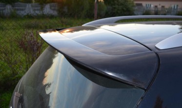 Спойлер крышки багажника Ford Mondeo 4 Kombi фото