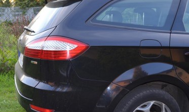 Спойлер крышки багажника Ford Mondeo 4 Kombi фото
