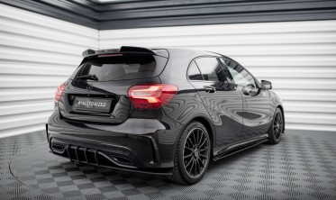 Центральная накладка на задний бампер Street Pro Mercedes-Benz A AMG-Line W176 рестайл фото