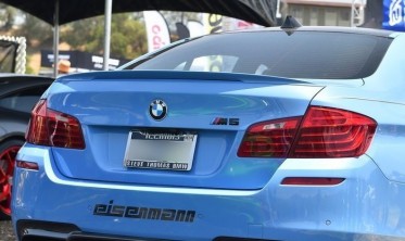 Спойлер BMW F10 стиль М-performance (Fiberglass) фото