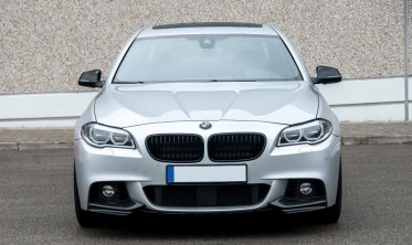Накладки на передний бампер BMW F10 М-пакет (из двух частей) фото