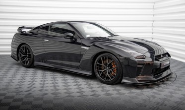 Боковые листвы на пороги Street Pro Nissan GTR R35 рестайл фото