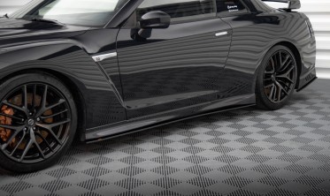 Боковые листвы на пороги Street Pro Nissan GTR R35 рестайл фото