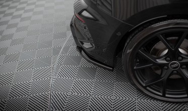 Тюнінгові бокові накладки на задній бампер Audi RS3 Sportback 8Y фото