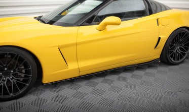 Тюнинг накладки (листвы) на боковые пороги Chevrolet Corvette C6 фото