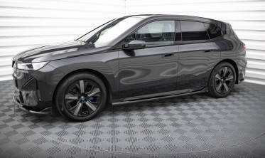 Нижние тюнинг накладки на боковые пороги BMW iX i20 версия M-Pack фото