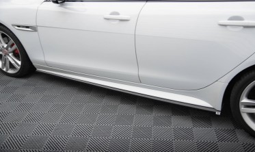 Нижние накладки (листвы) на боковые пороги Jaguar XE X760 R-Sport фото