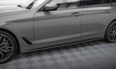 Тюнинговые накладки (листвы) на боковые пороги BMW 5 G30 / G31 послерестайл фото