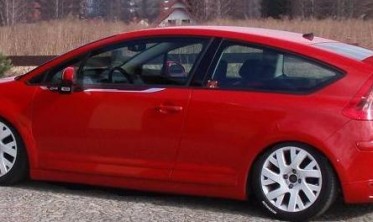 Спойлер крышки багажника Citroen C4 (2004-2010) 3 двери фото