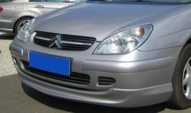 Тюнинговая накладка переднего бампера Citroen C5 фото