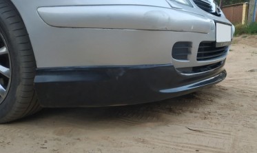 Тюнинговая накладка переднего бампера Citroen C5 фото