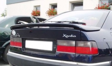 Спойлер крышки багажника Citroen Xantia фото