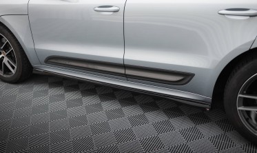 Боковые тюнинг накладки (листвы) на пороги Porsche Macan T Mk1 рестайл 2 фото