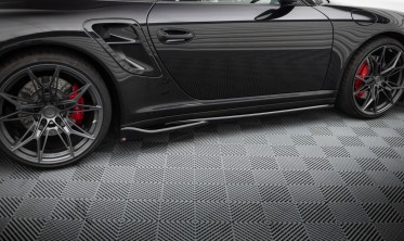 Нижние тюнинг накладки (листвы) на боковые пороги Porsche 911 Turbo 997 фото