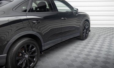 Нижние тюнинг накладки (листвы) на боковые пороги Audi Q3 Sportback F3 фото