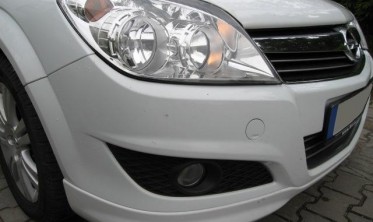 Накладка переднего бампера Opel Astra H рестайл в стиле OPC фото