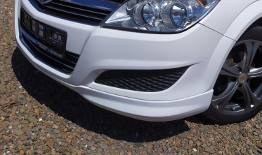 Накладка переднього бампера Opel Astra H рестайлінг в стилі OPC фото